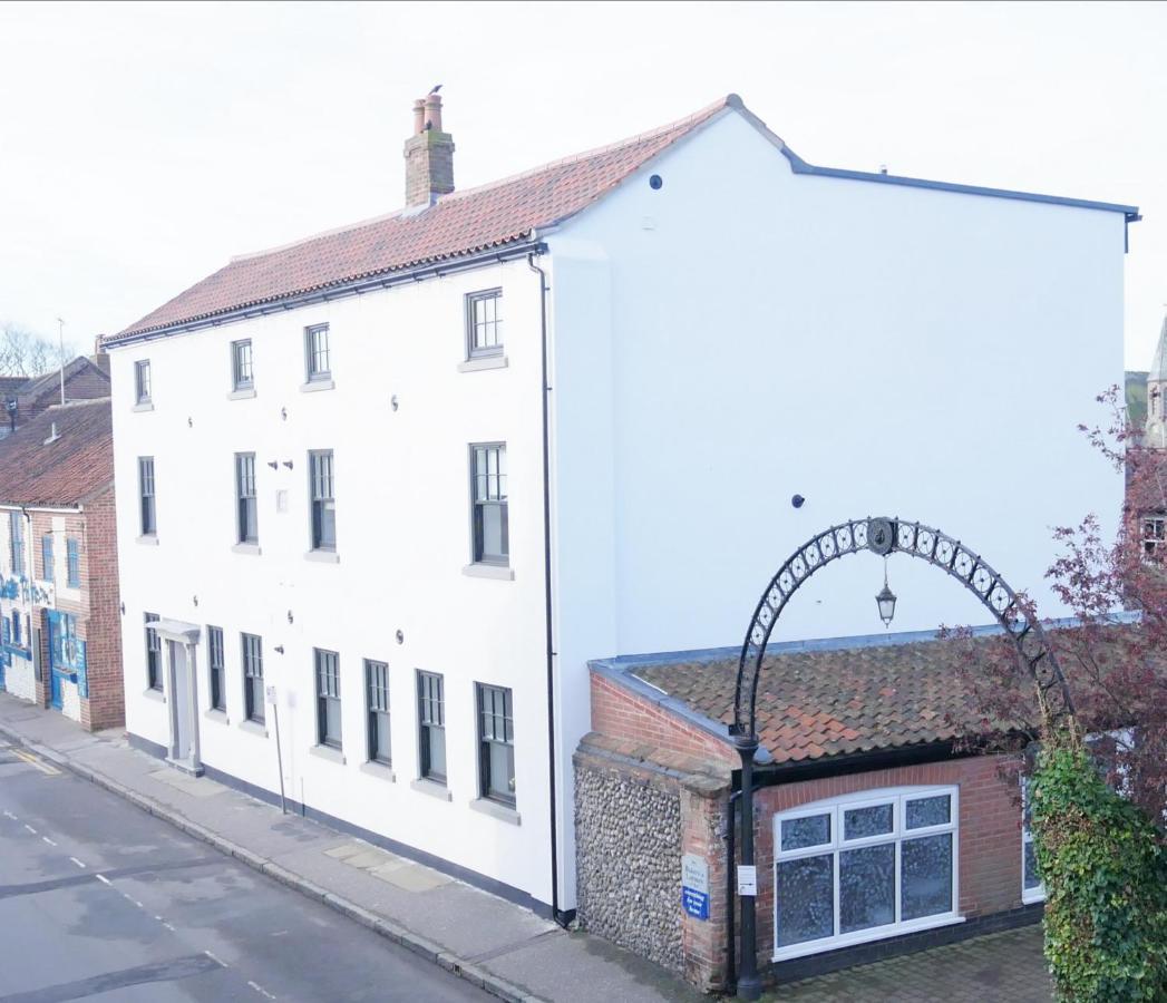 Sunset View, 2 Bedrooms In The Heart Of Holt With Parking Exterior foto